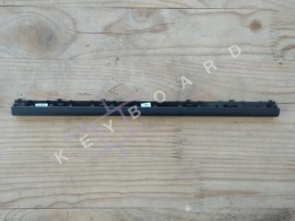 Верхня частина Dell Latitude 3450